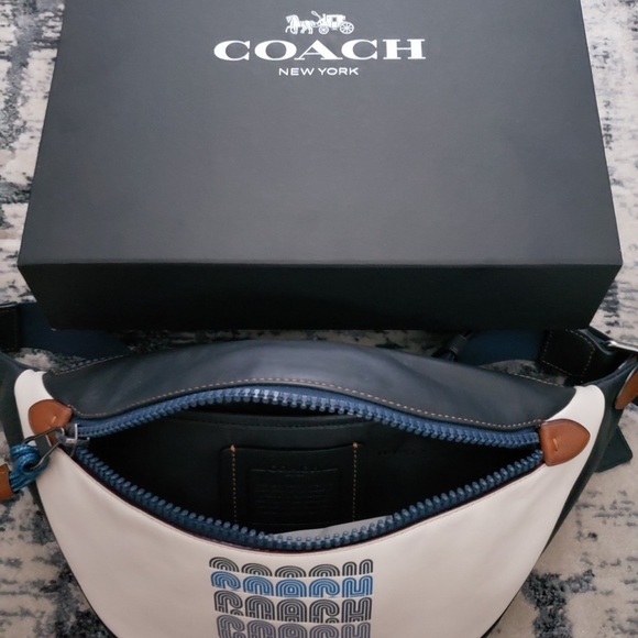 Limited edition Coach Michael B. Jordan belt bag - Picture 3 of 4